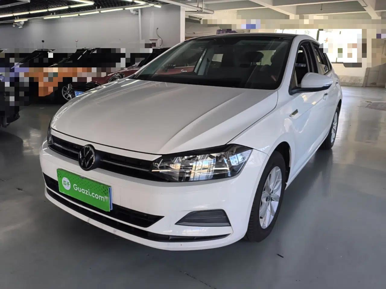 Volkswagen Polo 2021 Plus 1.5L Automatic Colorful Tech Edition — миниатюра 1