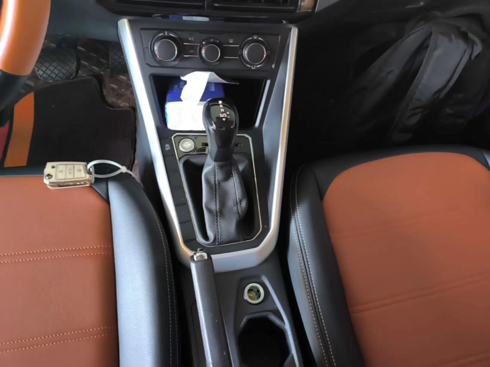 Volkswagen Polo 2021 Plus 1.5L Automatic Colorful Tech Edition — миниатюра 16