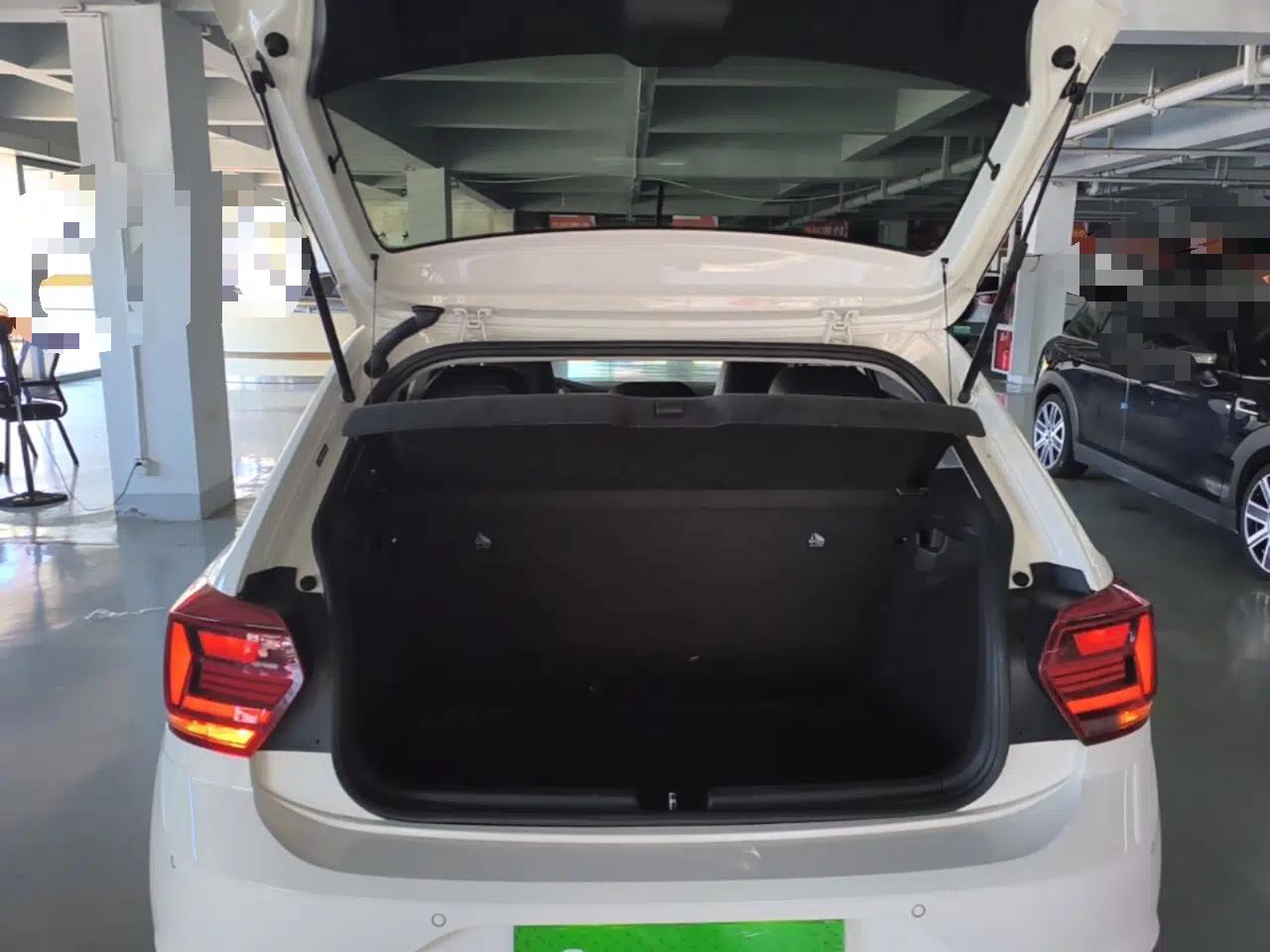 Volkswagen Polo 2021 Plus 1.5L Automatic Colorful Tech Edition — миниатюра 22