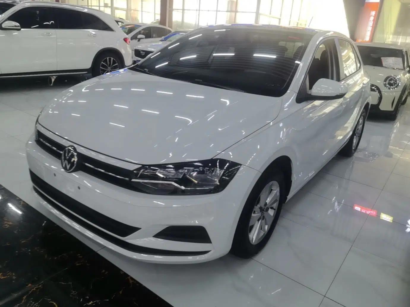 Volkswagen Polo 2023 Revised Plus 1.5L Automatic Panoramic Enjoyment Edition — миниатюра 1