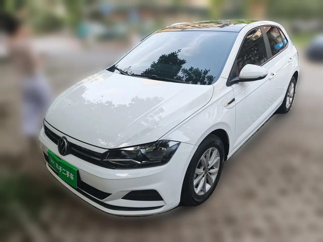 Volkswagen Polo 2023 Plus 1.5L Automatic Colorful Tech Edition — миниатюра 1