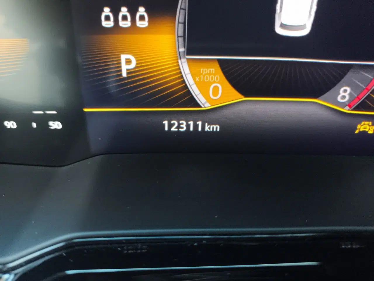 Volkswagen Polo 2023 Plus 1.5L Automatic Colorful Tech Edition — миниатюра 12