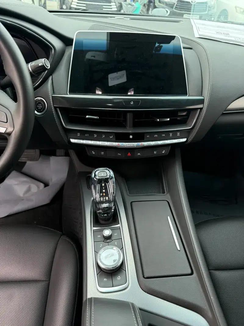 2023 Cadillac CT5 28T Luxury Standard Edition — миниатюра 11