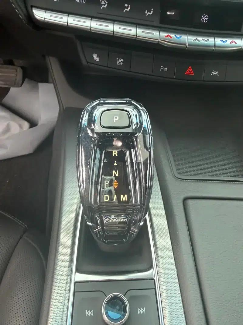 2023 Cadillac CT5 28T Luxury Standard Edition — миниатюра 7
