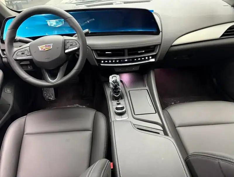 2024 Cadillac CT5 28T Luxury Pro — миниатюра 9