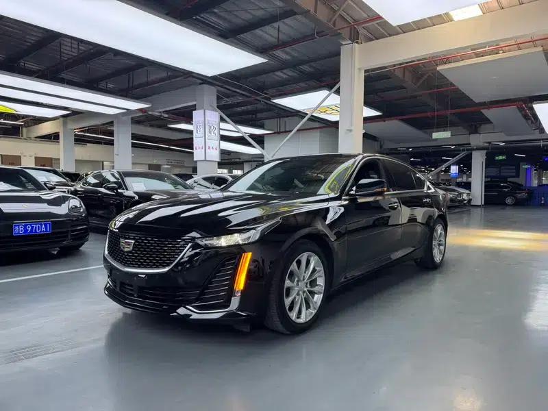 2022 Cadillac CT5 28T Luxury — миниатюра 1