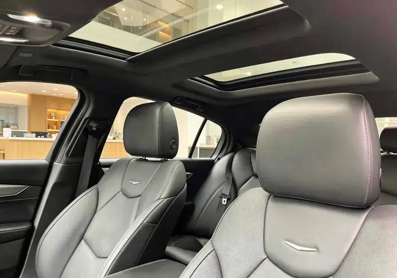 2022 Cadillac CT5 28T Luxury — миниатюра 13