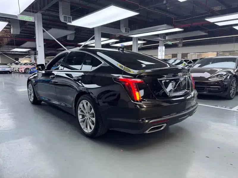 2022 Cadillac CT5 28T Luxury — миниатюра 4