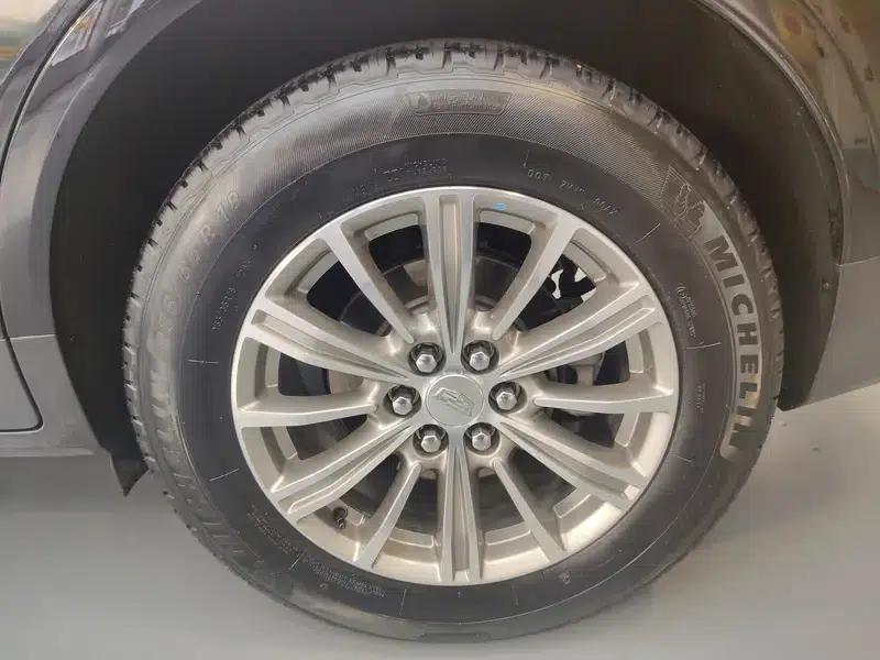 Cadillac XT5 2018 28T AWD Luxury — миниатюра 9