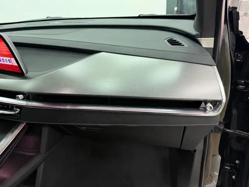 Cadillac XT5 2025 28T AWD Luxury — миниатюра 17