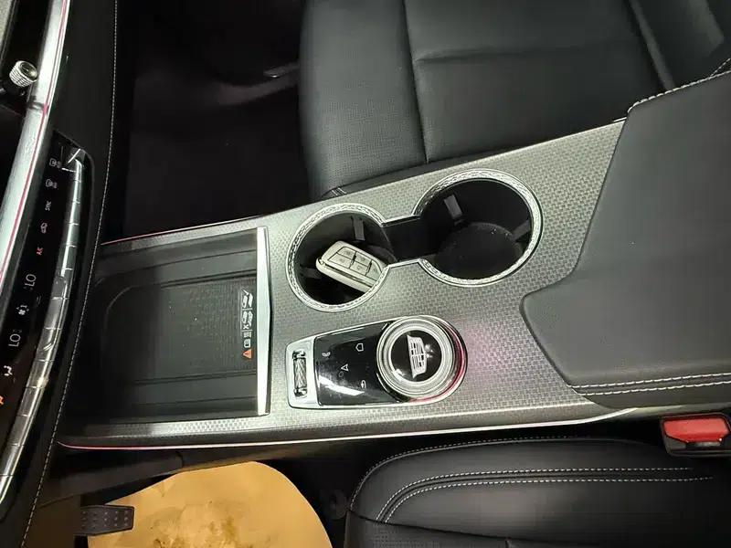 Cadillac XT5 2025 28T AWD Luxury — миниатюра 21