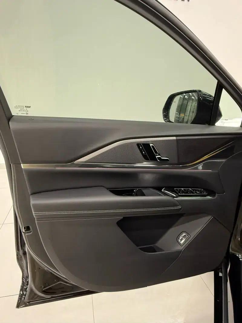 Cadillac XT5 2025 28T AWD Luxury — миниатюра 8