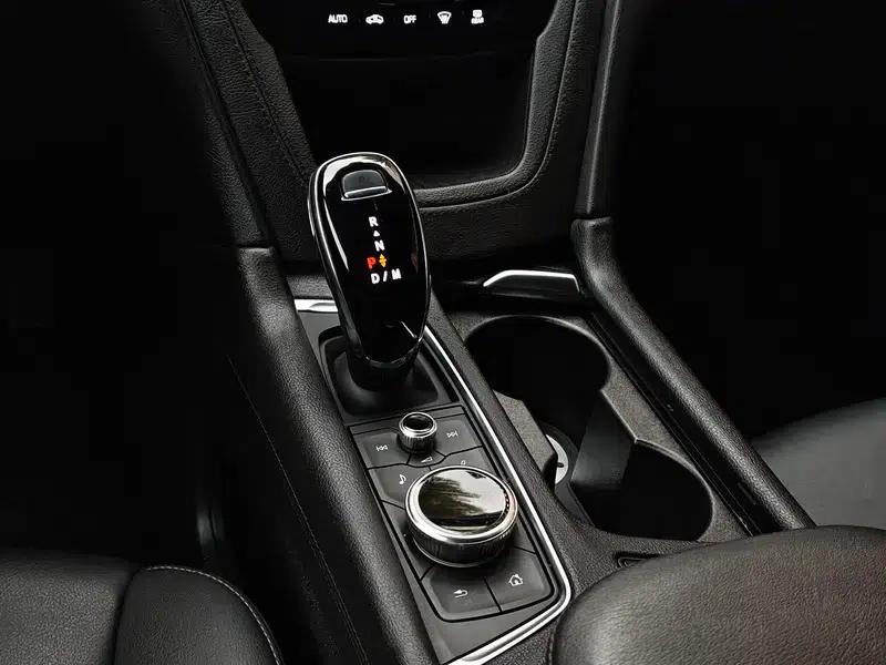 Cadillac XT5 2022 2.0T AWD Luxury — миниатюра 15