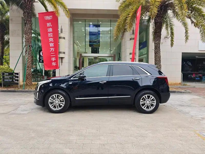 Cadillac XT5 2022 2.0T AWD Luxury — миниатюра 4