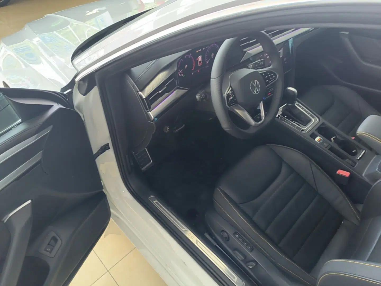 Volkswagen FAW-Volkswagen CC 2025 Model, Facelifted 380TSI, Striking and Shared Enjoyment Version — миниатюра 18