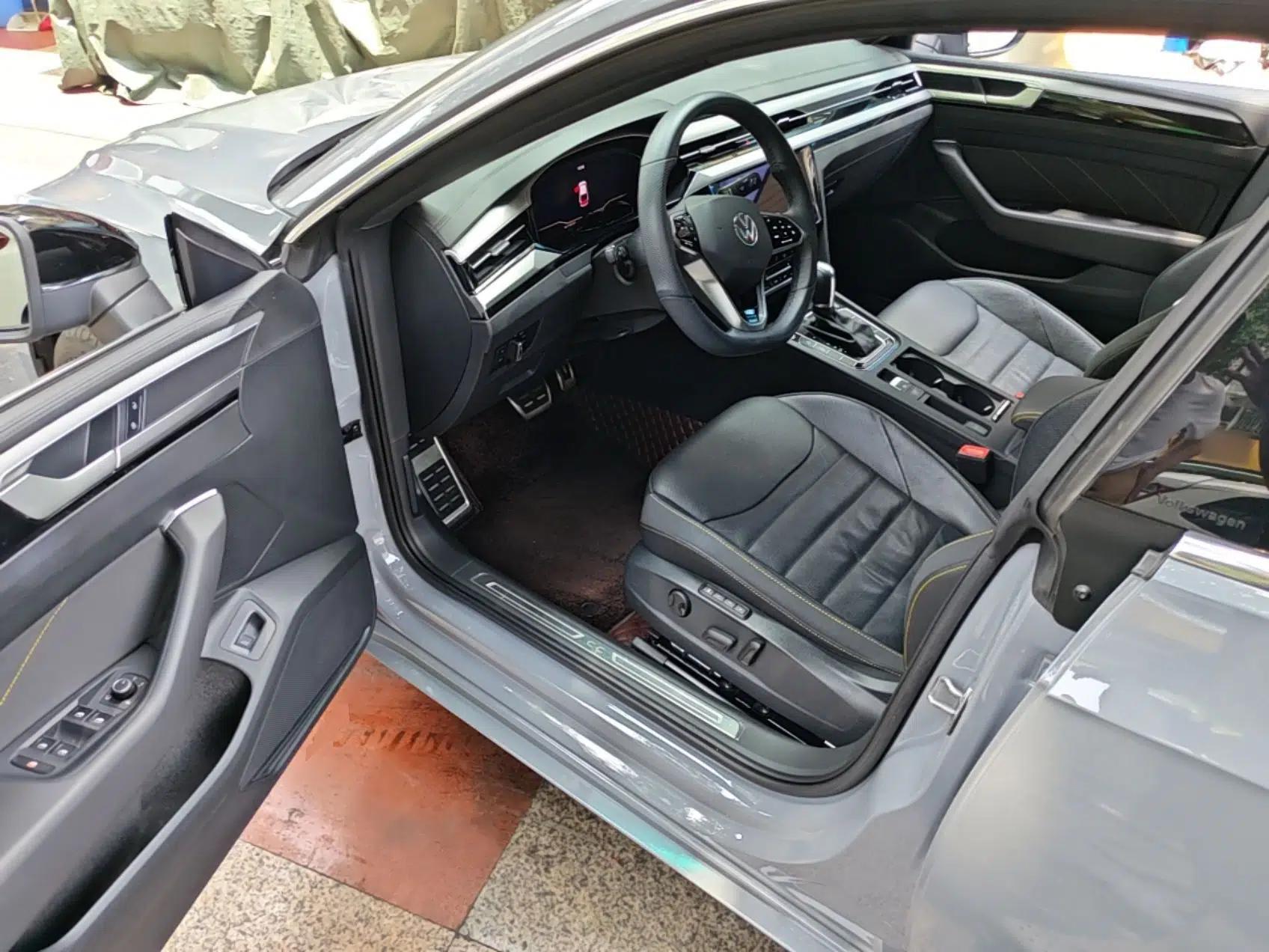 Volkswagen FAW-Volkswagen CC 2023 380TSI Striking Edition — миниатюра 16
