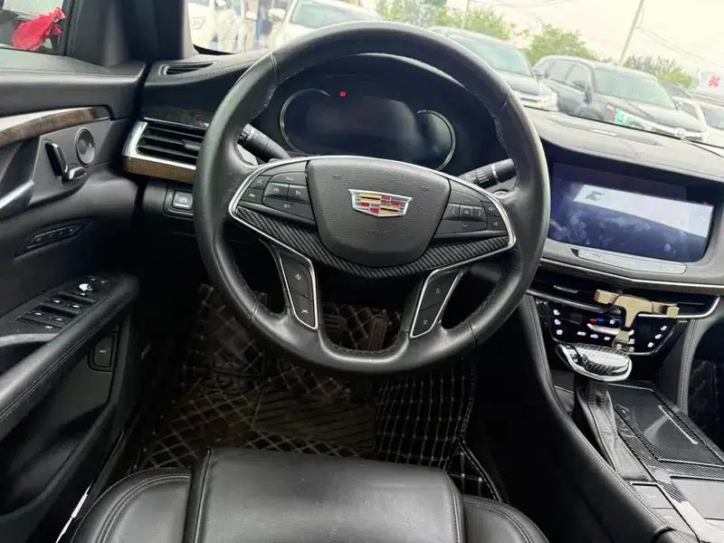 2017 Cadillac CT6 28T Luxury — миниатюра 11