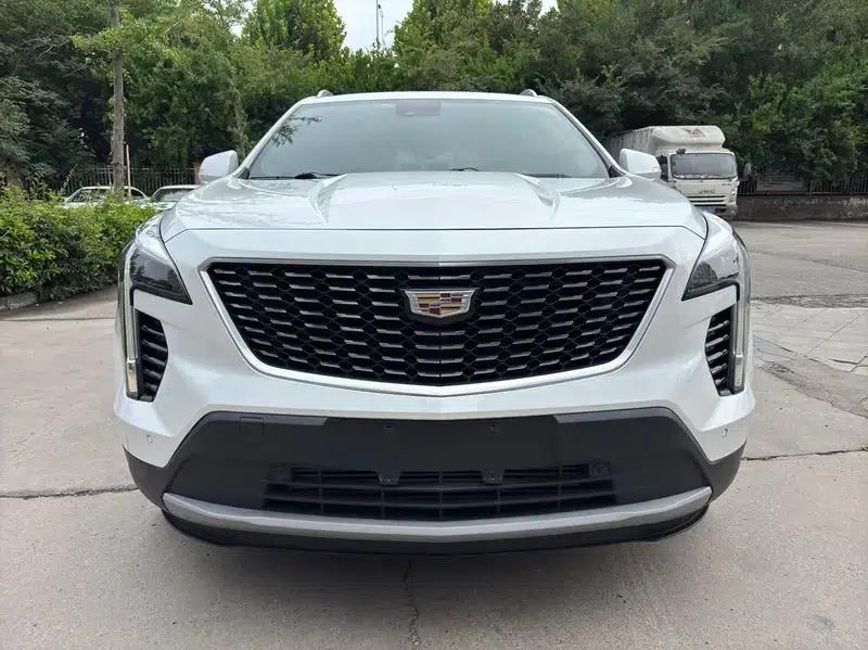 2018 Cadillac XT4 28T AWD Platinum Edition — миниатюра 2
