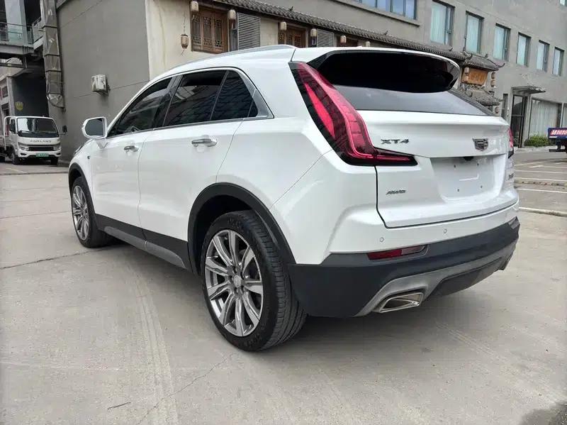 2018 Cadillac XT4 28T AWD Platinum Edition — миниатюра 4
