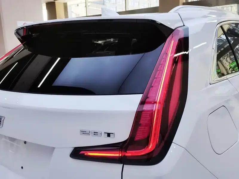 Cadillac XT4 2021 28T Two-Wheel Drive Technology Edition — миниатюра 10