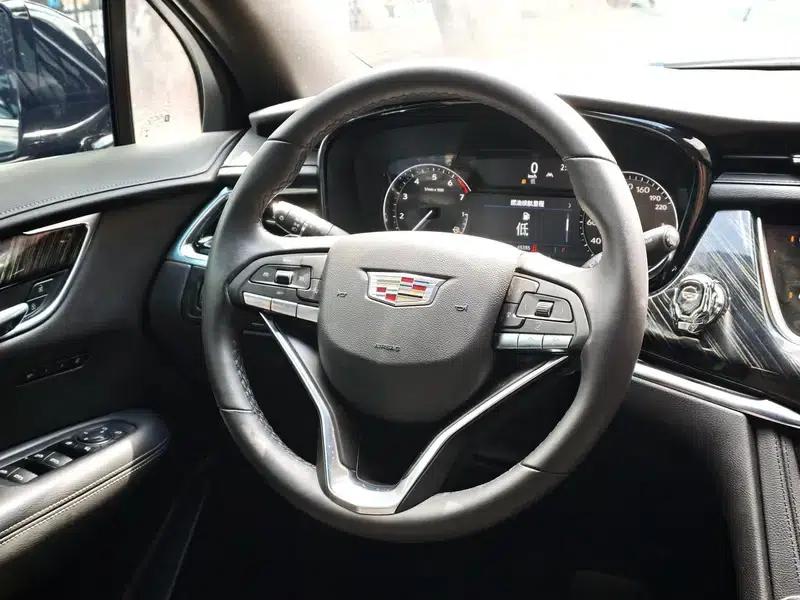 Cadillac XT6 2022 2.0T Six-Seat Two-Wheel Drive Luxury — миниатюра 12