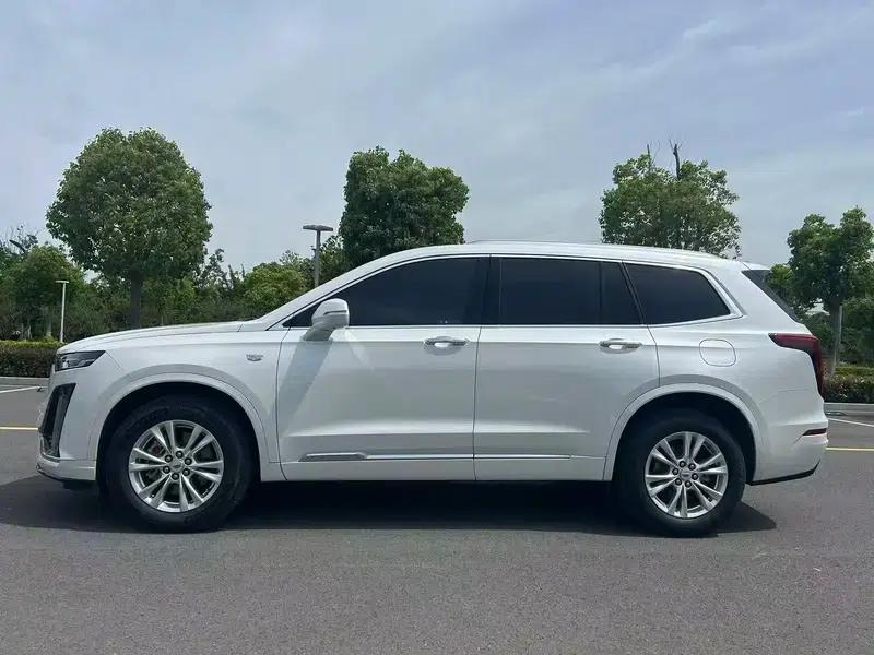 Cadillac XT6 2021 2.0T Mild Hybrid Six-Seat AWD Fashion Model — миниатюра 4