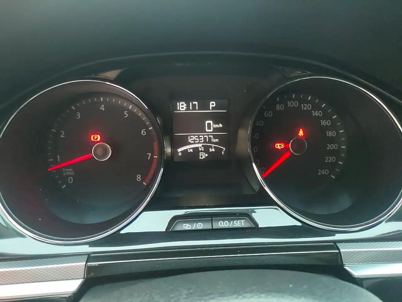 Volkswagen Bora 2017 1.6L Automatic Comfort Model — миниатюра 12