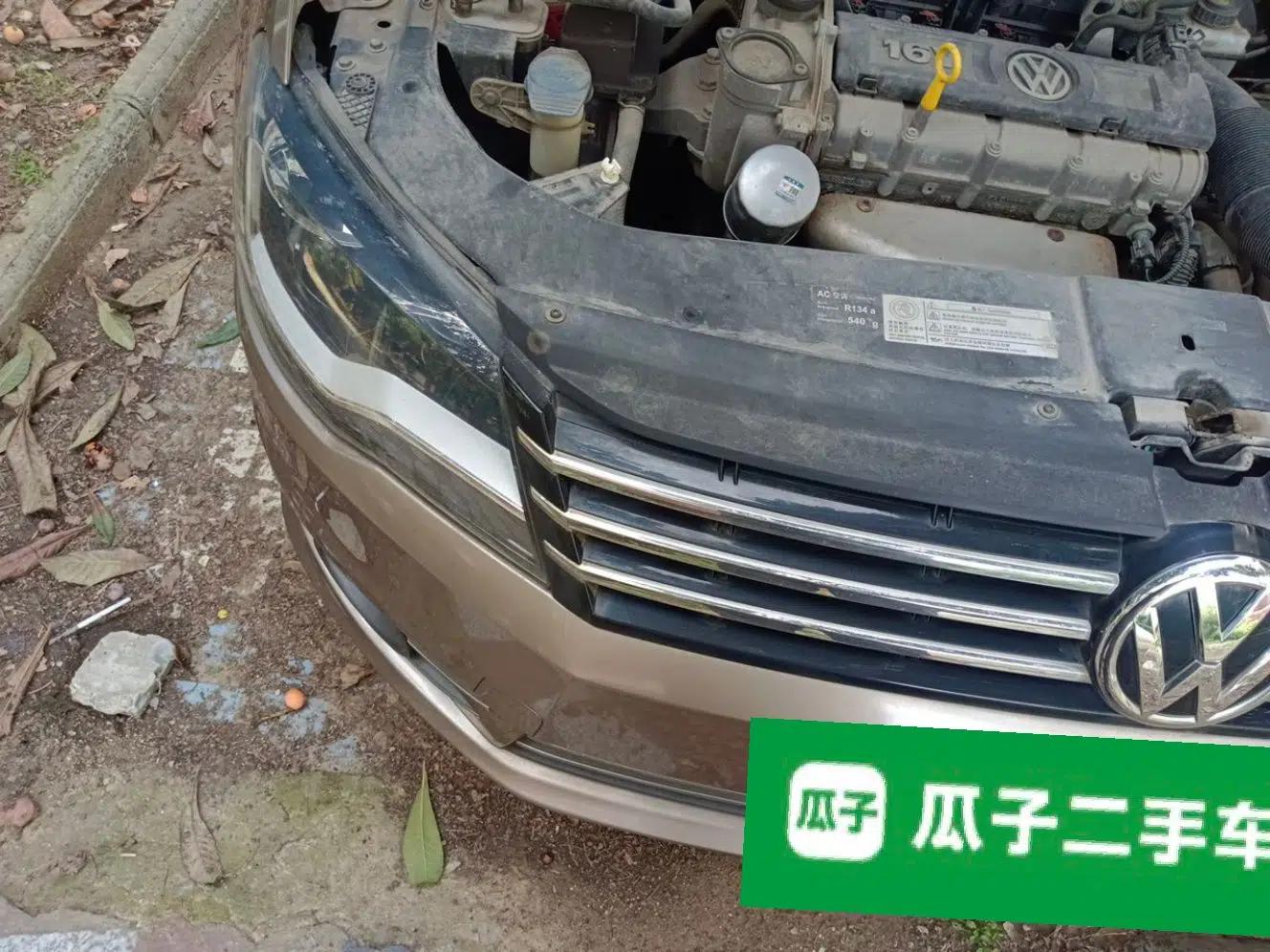 Volkswagen Bora 2013 1.6L Manual Comfort Model — миниатюра 7