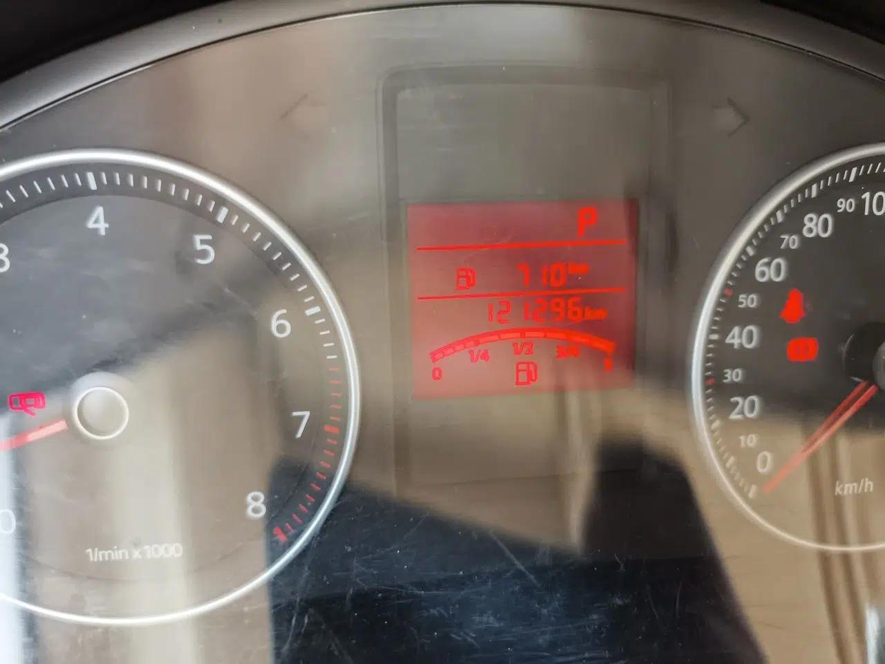 Volkswagen Bora 2012 1.6L Automatic Comfort Edition — миниатюра 12