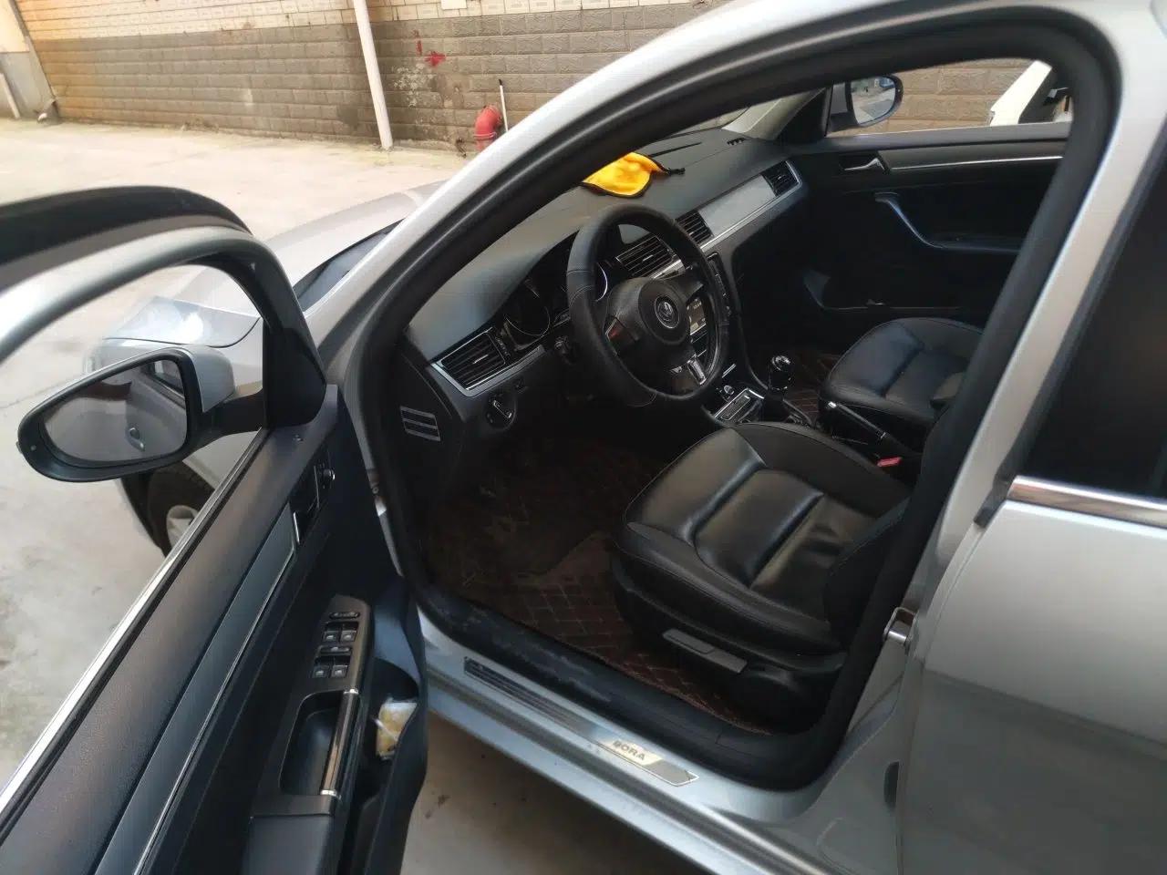 Volkswagen Bora 2015 Zhuihui Edition 1.6L Manual Comfort Model — миниатюра 16