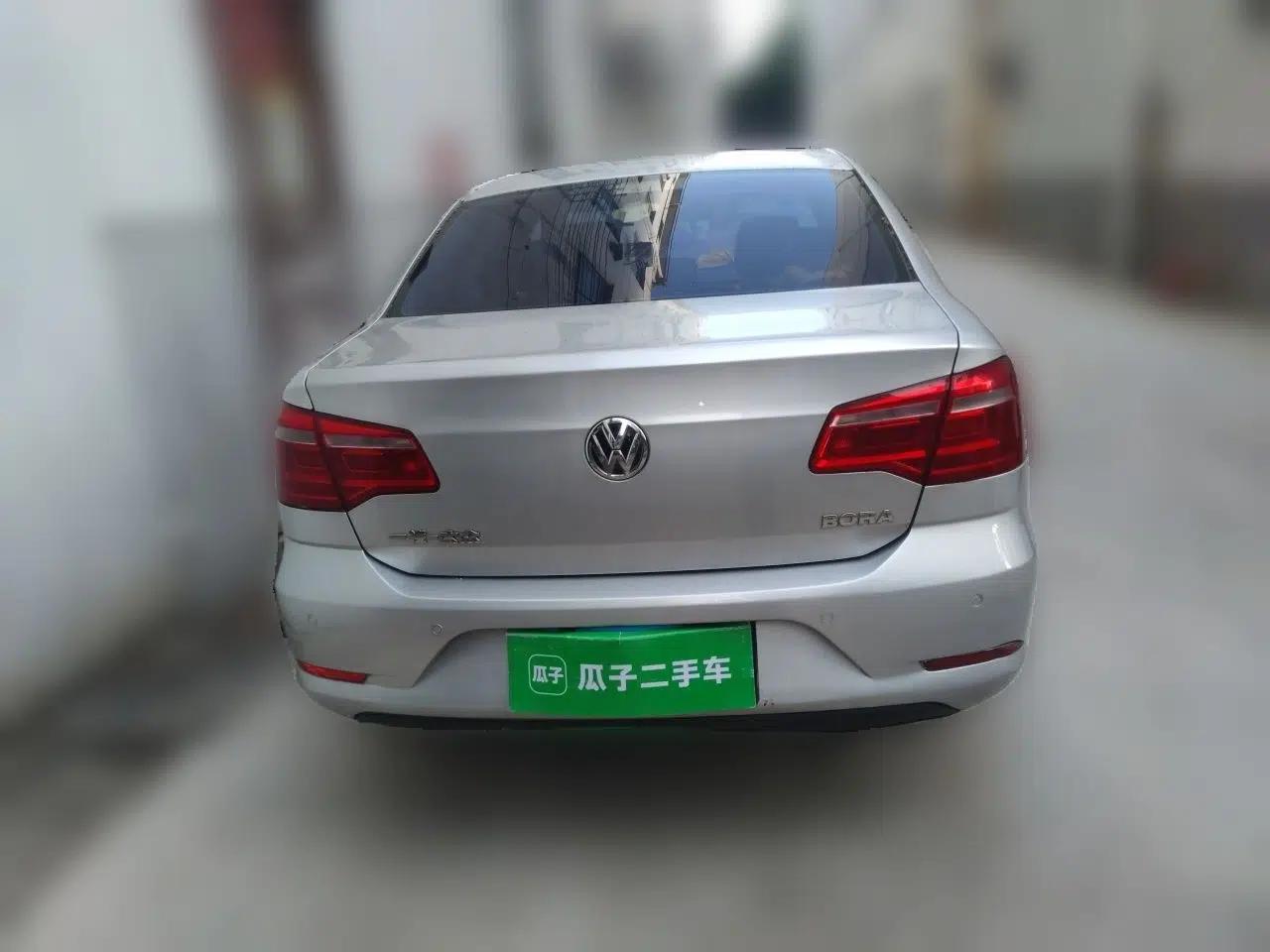 Volkswagen Bora 2015 Zhuihui Edition 1.6L Manual Comfort Model — миниатюра 5