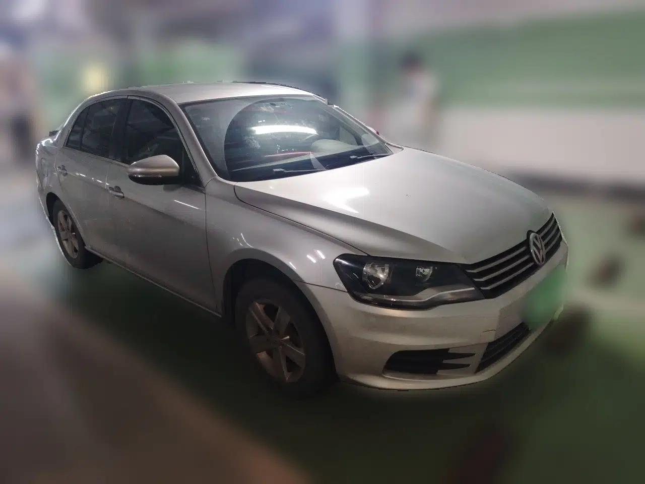 Volkswagen Bora 2014 1.6L Manual Fashion Edition — миниатюра 3