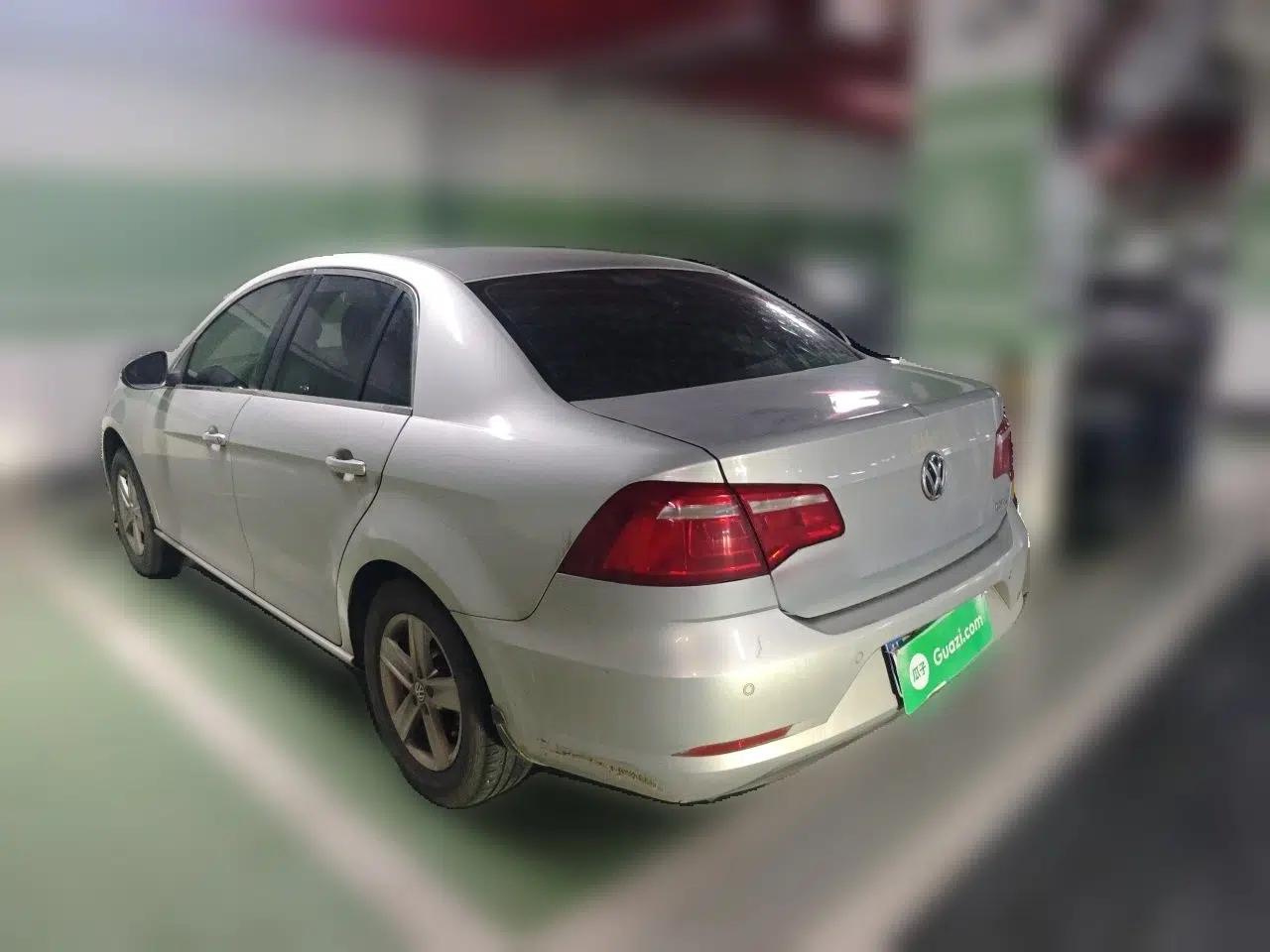 Volkswagen Bora 2014 1.6L Manual Fashion Edition — миниатюра 4
