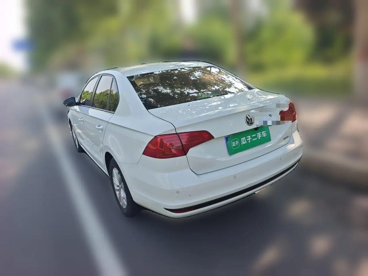 Volkswagen Bora 2016 1.6L Automatic Fashion Model — миниатюра 4