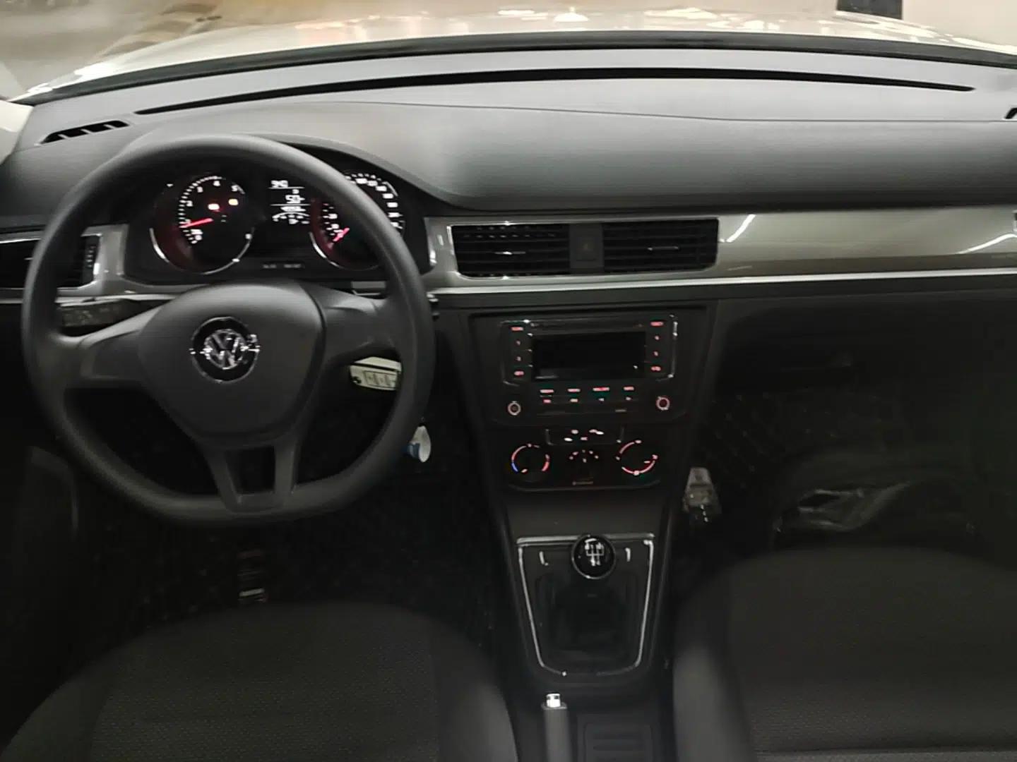 Volkswagen Bora 2019 Bora Legend 1.5L Manual Fashion Edition China VI Standard — миниатюра 12
