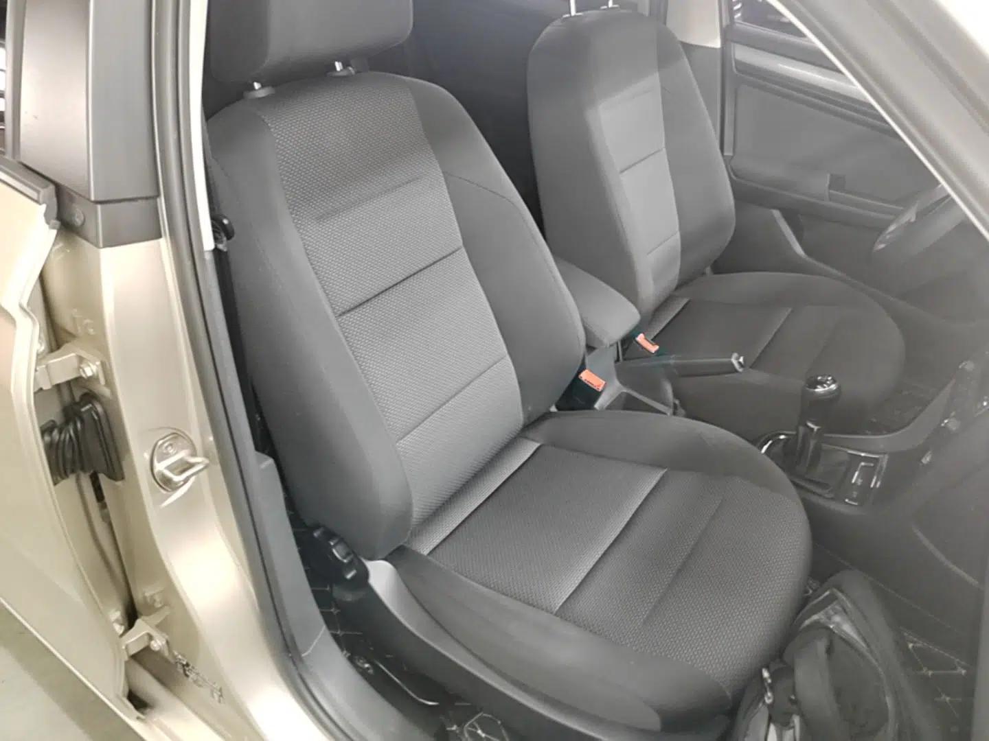 Volkswagen Bora 2019 Bora Legend 1.5L Manual Fashion Edition China VI Standard — миниатюра 19