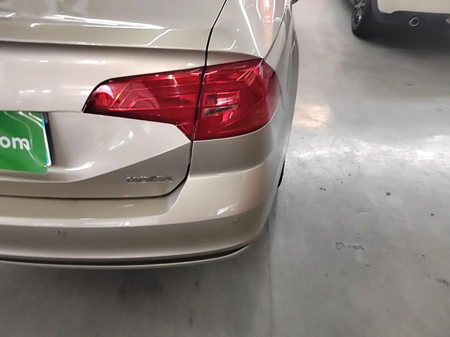 Volkswagen Bora 2019 Bora Legend 1.5L Manual Fashion Edition China VI Standard — миниатюра 9