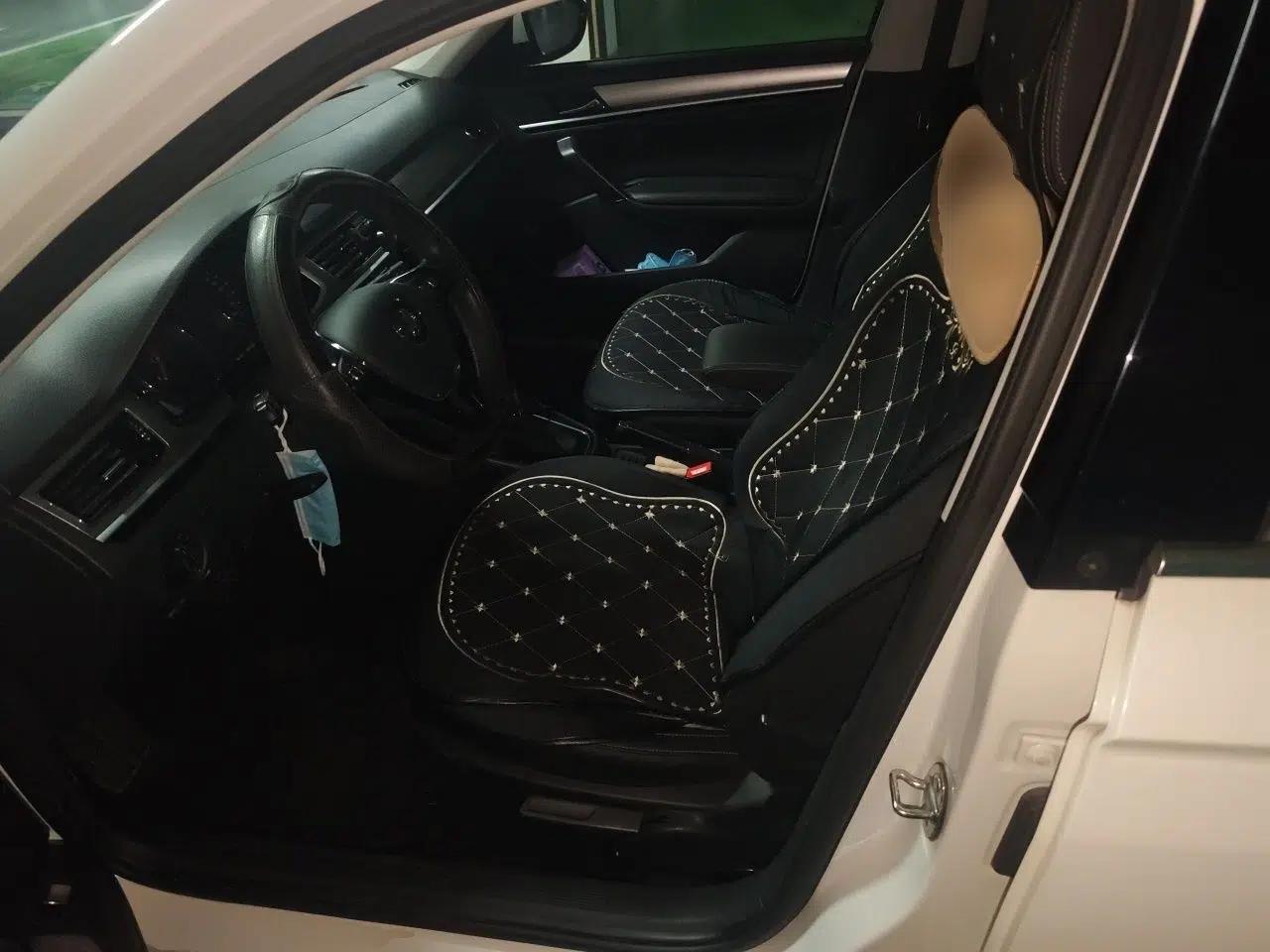 Volkswagen Bora 2018 1.5L Automatic Comfort Model — миниатюра 12