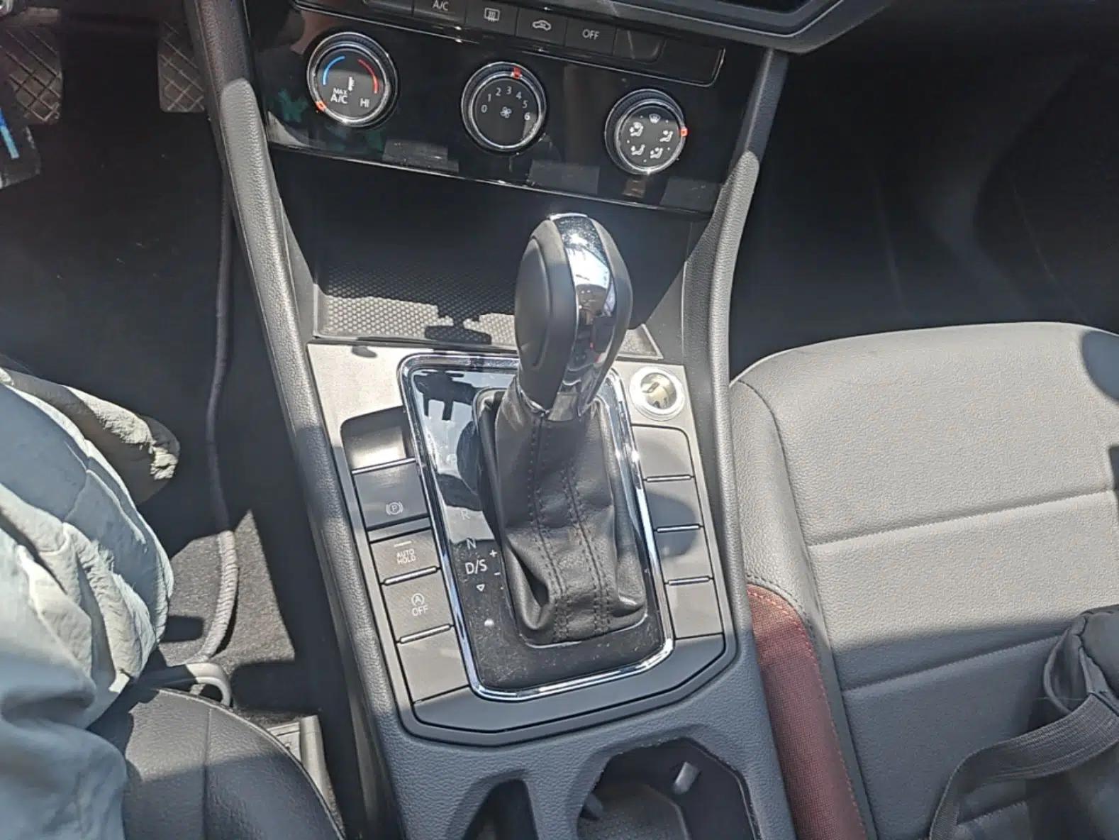 Volkswagen Bora 2019 Revised Version 1.5L Automatic Comfort Edition China VI Standard — миниатюра 16