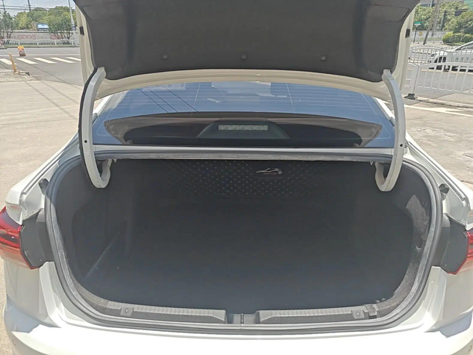 Volkswagen Bora 2019 Revised Version 1.5L Automatic Comfort Edition China VI Standard — миниатюра 22