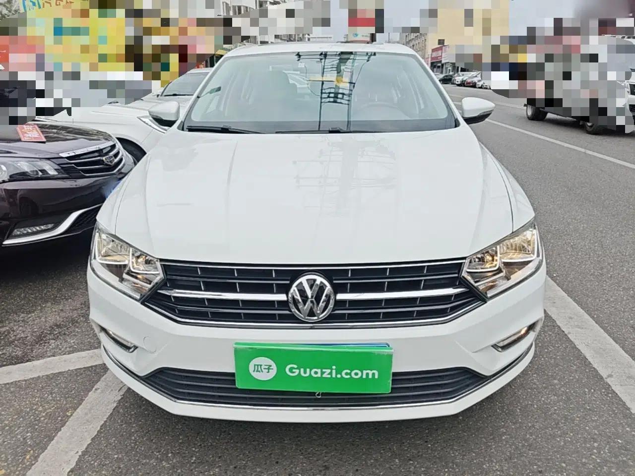 Volkswagen Bora 2017 1.6L Manual Comfort Model — миниатюра 2