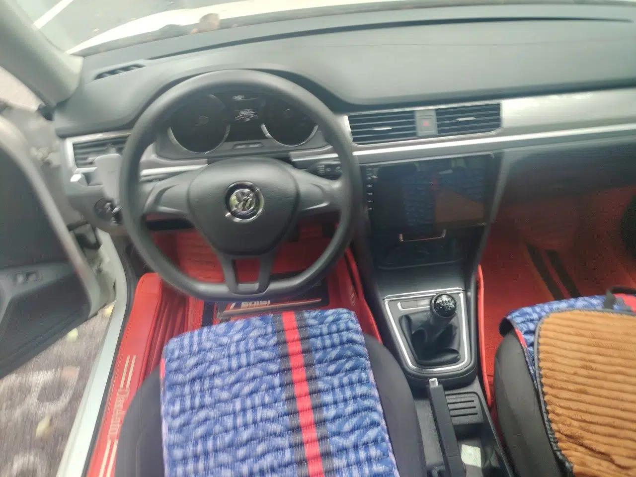 Volkswagen Bora 2019 Bora Legend 1.5L Manual Fashion Edition China VI Standard — миниатюра 7