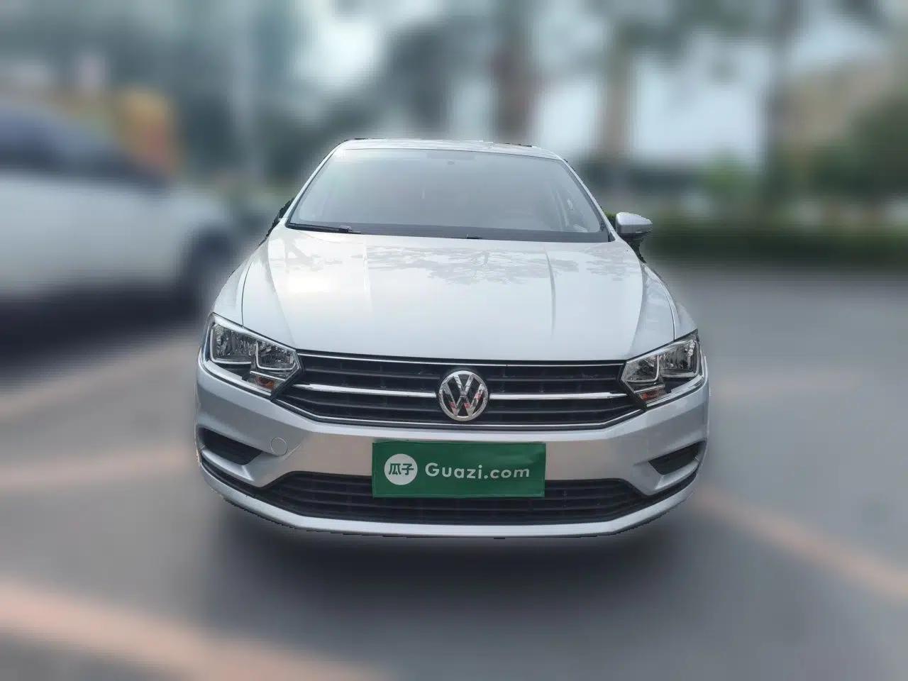 Volkswagen Bora 2017 1.6L Manual Fashion Model — миниатюра 2