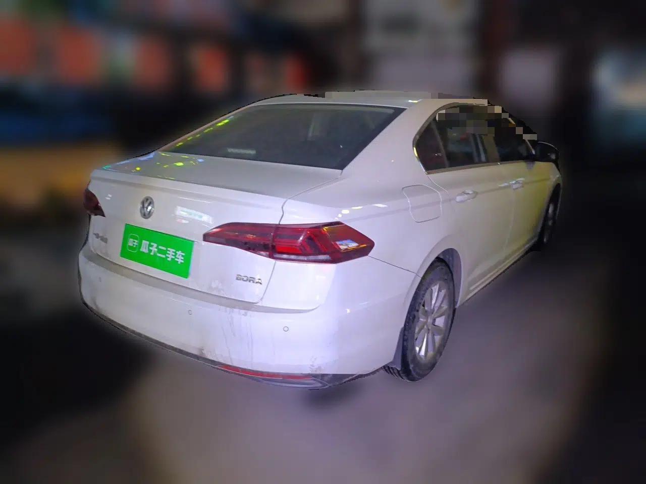 Volkswagen Bora 2019 1.5L Manual Fashion Edition — миниатюра 6