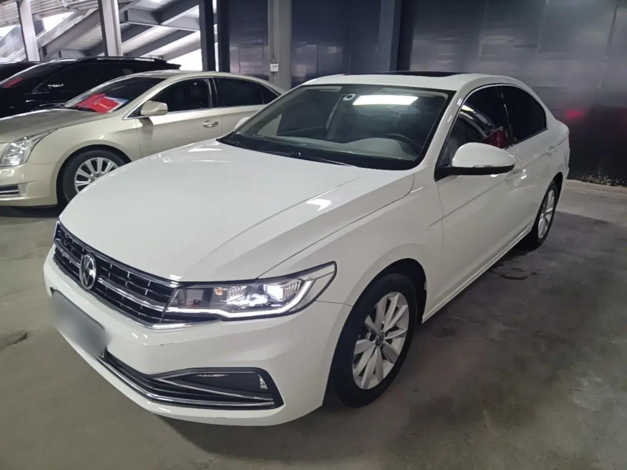 Volkswagen Bora 2021 1.5L Automatic Comfort Smart Connect Edition — миниатюра 1