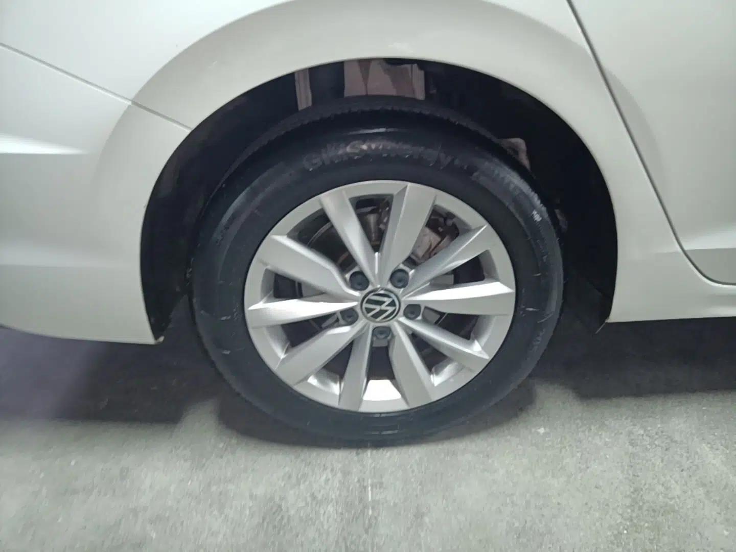 Volkswagen Bora 2021 1.5L Automatic Comfort Smart Connect Edition — миниатюра 11