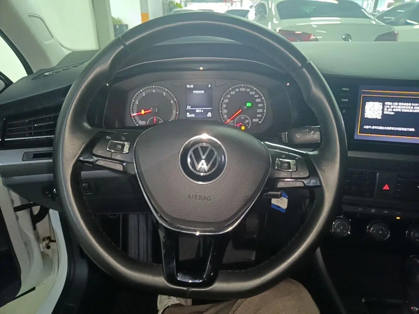 Volkswagen Bora 2021 1.5L Automatic Comfort Smart Connect Edition — миниатюра 13