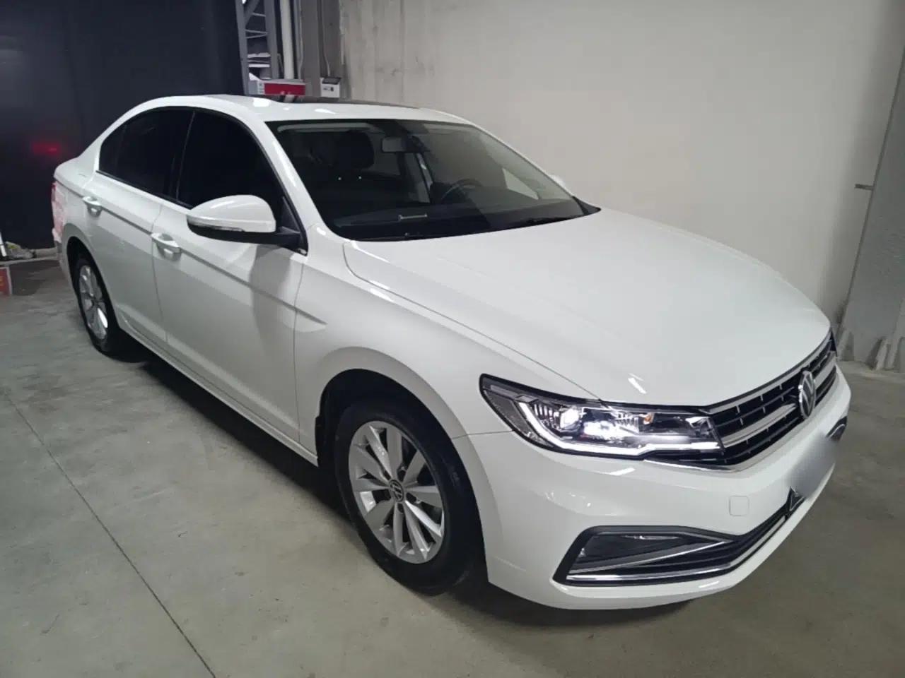 Volkswagen Bora 2021 1.5L Automatic Comfort Smart Connect Edition — миниатюра 3