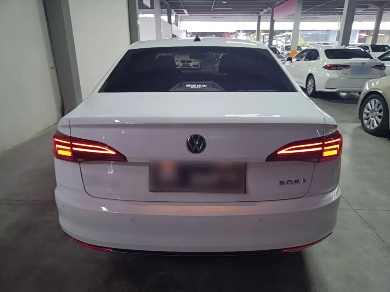 Volkswagen Bora 2021 1.5L Automatic Comfort Smart Connect Edition — миниатюра 5
