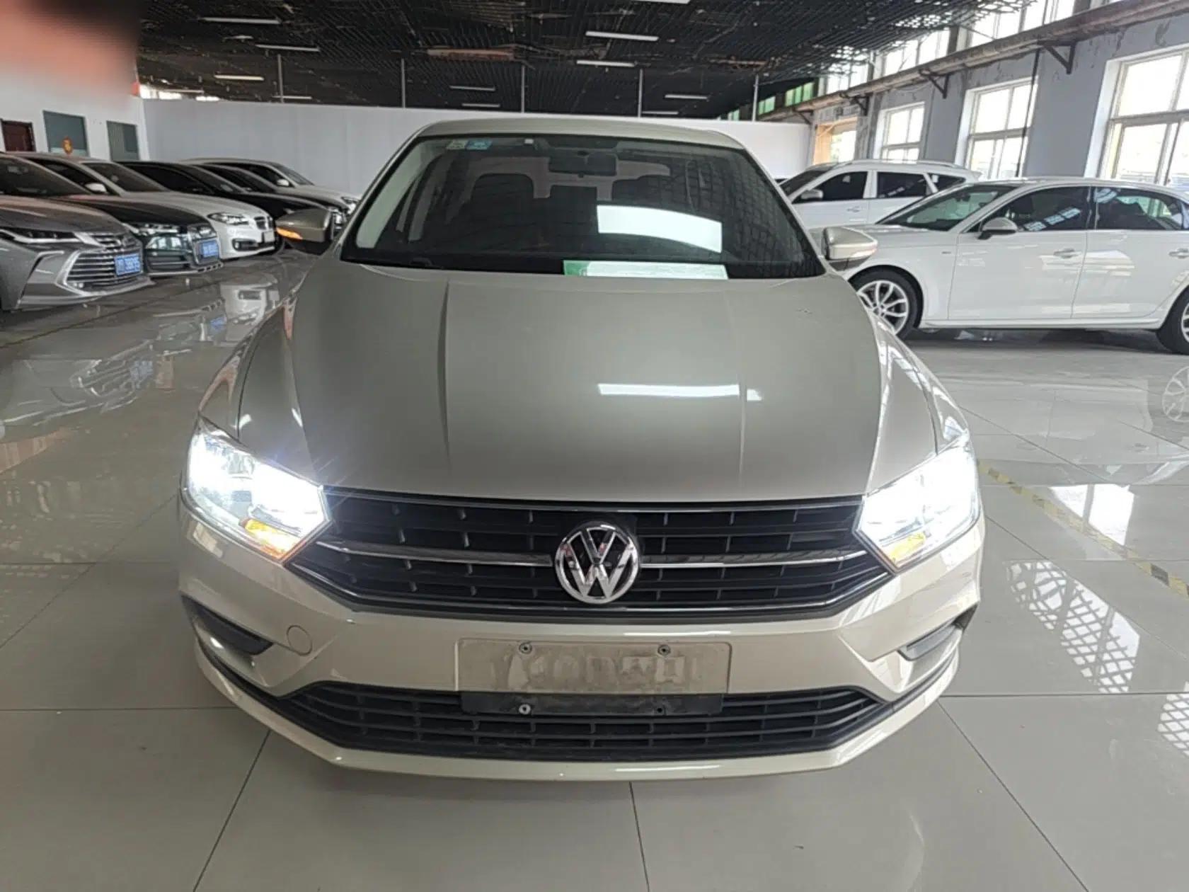 Volkswagen Bora 2018 1.5L Automatic Fashion Model — миниатюра 2